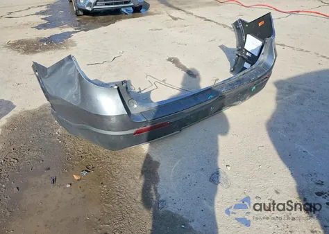 2025 Ford Explorer Active z USA, uszkodzony, nr VIN 1FMUK7DH7SGC52256